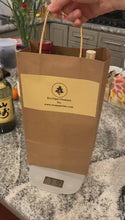 Load and play video in Gallery viewer, Kraft 2 Bottles Liquor Bag with Handles - 250/Bundle 6 4/3&quot; x 3 1/2&quot; x 12 1/2&quot;
